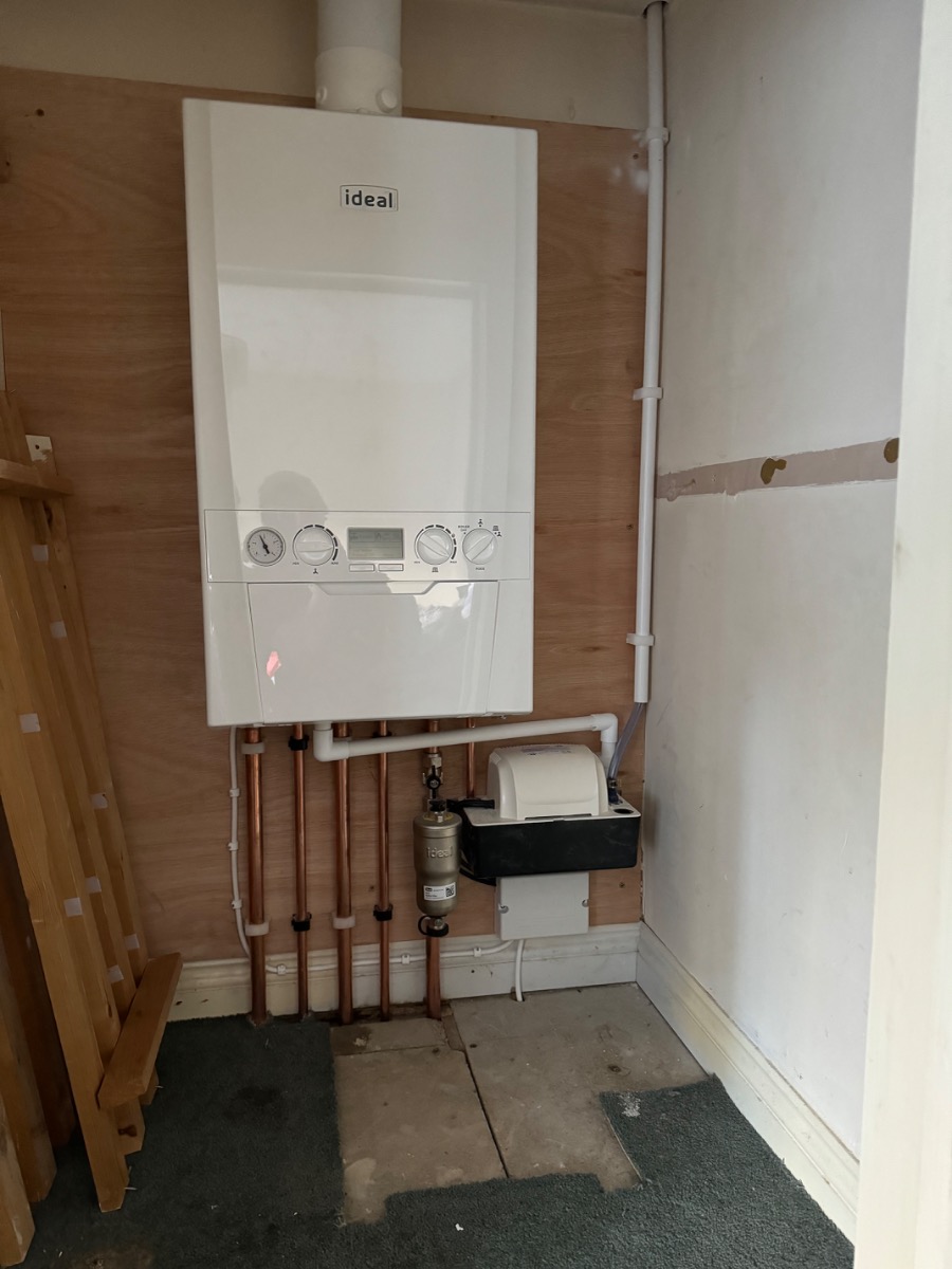 Heating Engineer: Image 4
